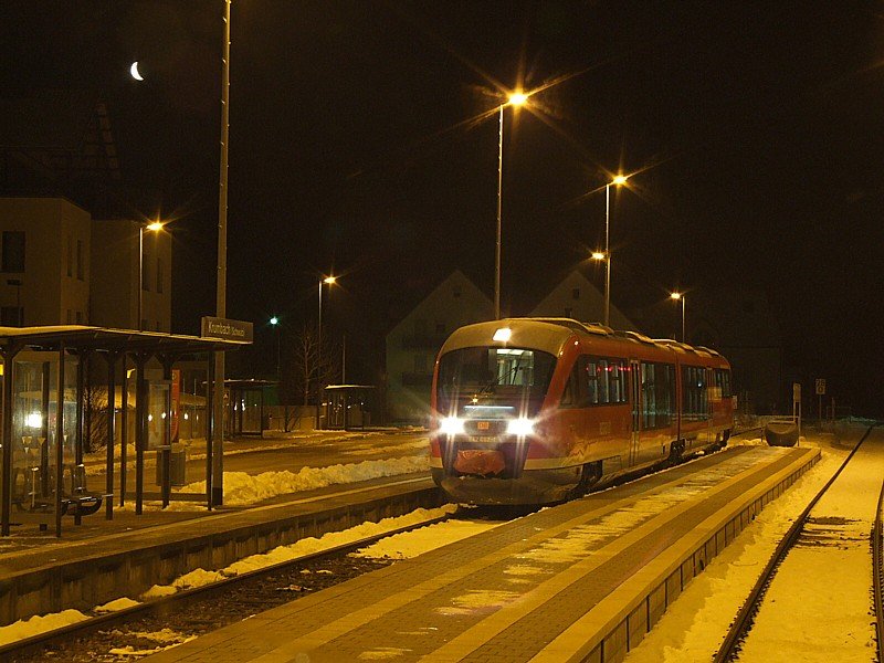 Am Morgen des 19.02.2009 wird 642 087 in Krumbach zur Abfahrt nach Ulm vorbereitet.  