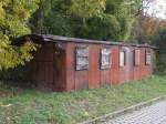Am 08.10.2008 stand in Kaatschen-Weichau noch der alte Wagenkasten der Saalebahn. 