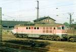 kbs-580-thuringer-eisenbahn/10209/231-015-steht-mchtig-verblichen-am 231 015 steht (mchtig verblichen) am 19.09.1992 in Naumburg und wartet auf neue Dienste.