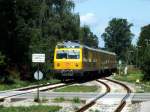 Einmal pro Jahr mssen auf allen lteren Streckenabschitten die Schienen geprft werden. So auch auf der Mittelschwabenbahn am 18.07.2012 mit 719 001 in Pfaffenhausen.